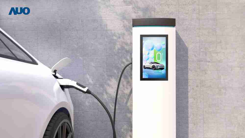 友達〝EVSE車用充電樁解決方案〞專為電動汽車充電樁設計，，，，具有高亮度、、、克服戶外艱難環境的耐溫、、、耐紫外線等特性，，，並搭載散熱性及擴充性強的高效能工業電腦，，可實現人機互動訴求，，如資訊顯示、、支付等應用